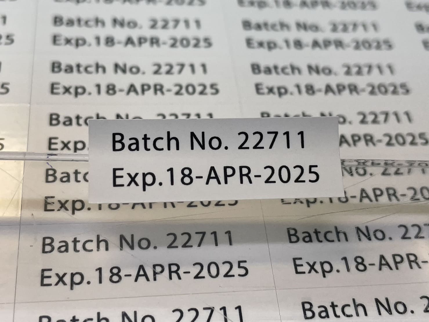 สติ๊กเกอร์ชิ้นส่วนเครื่องจักรและอุปกรณ์